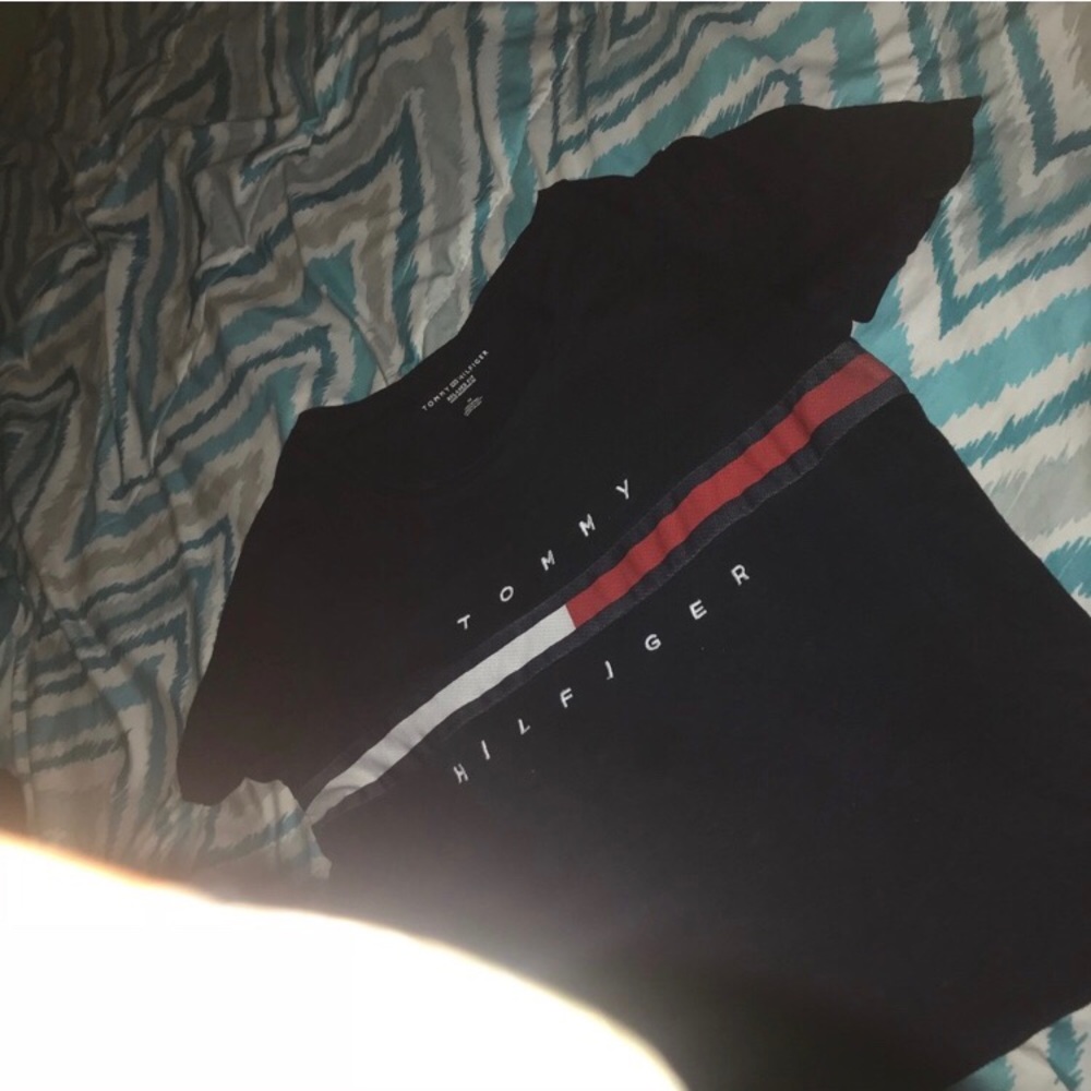TOMMY SHIRT